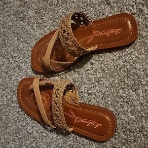 Lucky Brand toe ring sandal tan 6.5